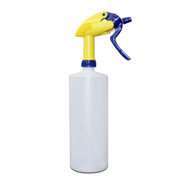 <p>An easy to use spray bottle with adjustable trigger spray for either a stream or mist. bottle has 32 oz. capacity. 8 oz. pump sprays mist only. Quart size spray unit is solvent resistant; however, some solvent based products will dissolve the seals.</p>